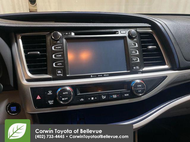 used 2019 Toyota Highlander car, priced at $28,000