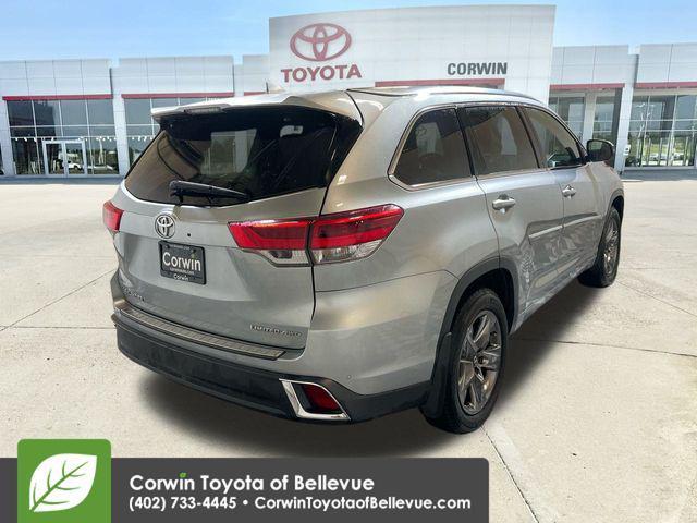 used 2019 Toyota Highlander car, priced at $28,000
