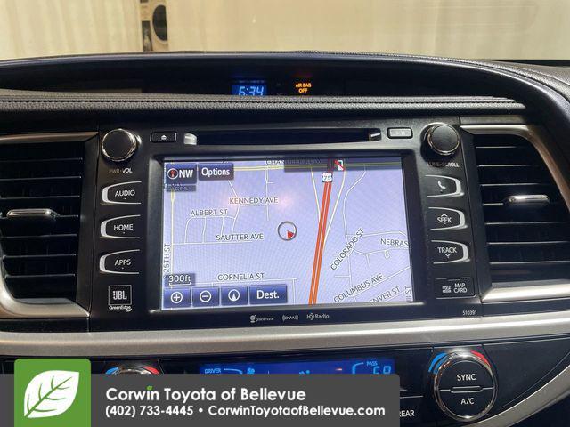 used 2019 Toyota Highlander car, priced at $28,000