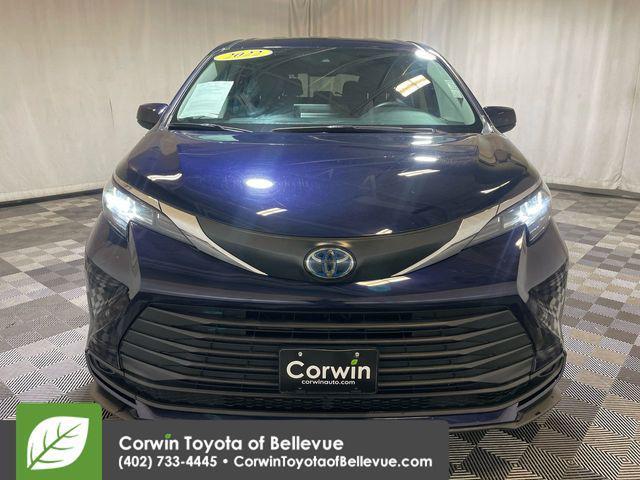 used 2022 Toyota Sienna car, priced at $35,500