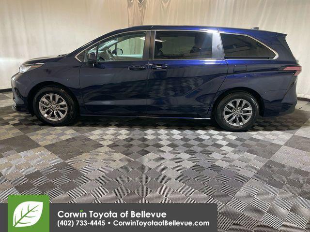 used 2022 Toyota Sienna car, priced at $35,500