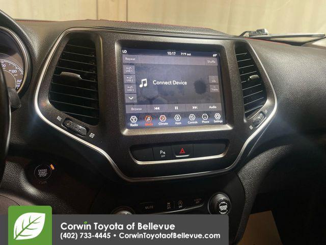 used 2019 Jeep Cherokee car, priced at $17,500