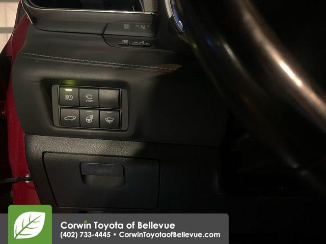 used 2021 Toyota Highlander car, priced at $36,500