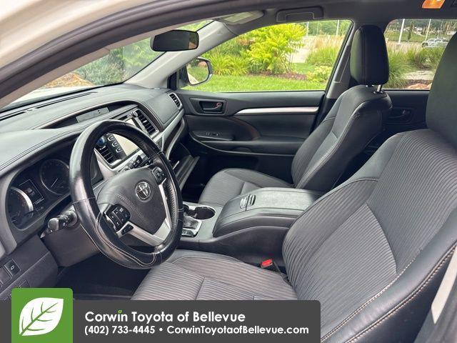 used 2019 Toyota Highlander car, priced at $18,500