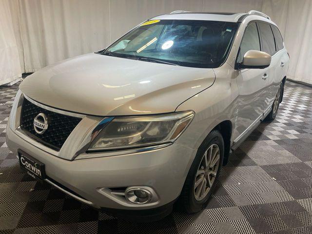 used 2016 Nissan Pathfinder car, priced at $8,111