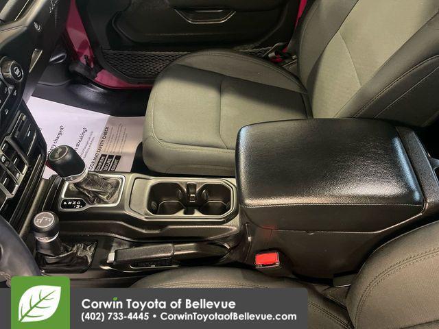 used 2022 Jeep Wrangler Unlimited car, priced at $27,700