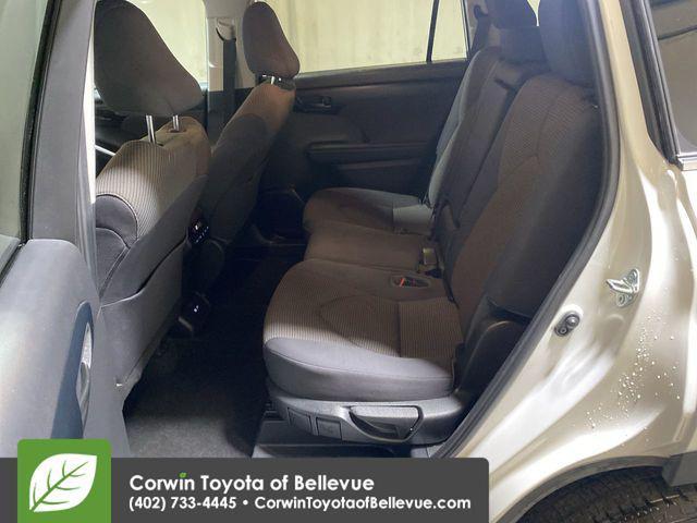 used 2023 Toyota Highlander car, priced at $38,500