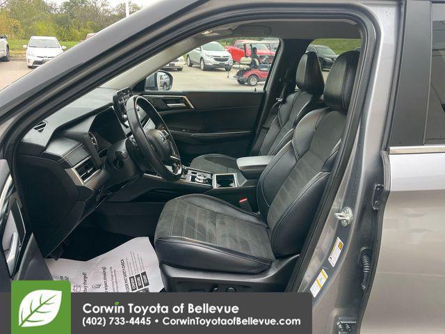 used 2024 Mitsubishi Outlander car, priced at $22,799