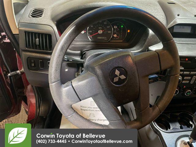 used 2006 Mitsubishi Endeavor car, priced at $3,800