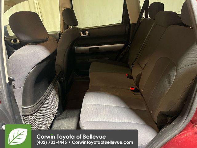 used 2006 Mitsubishi Endeavor car, priced at $3,800