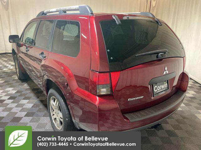 used 2006 Mitsubishi Endeavor car, priced at $3,800
