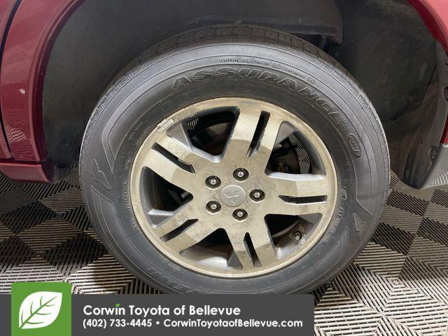 used 2006 Mitsubishi Endeavor car, priced at $3,800