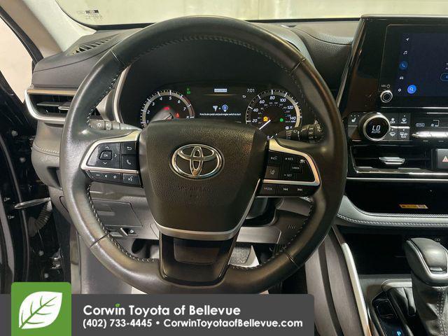 used 2024 Toyota Highlander car, priced at $42,750