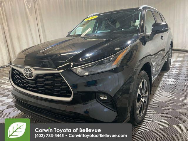 used 2024 Toyota Highlander car, priced at $42,750