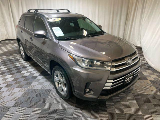 used 2019 Toyota Highlander car, priced at $28,000