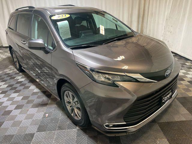 used 2023 Toyota Sienna car, priced at $39,500