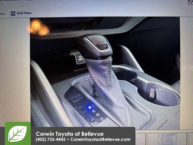used 2024 Toyota Highlander car, priced at $41,500