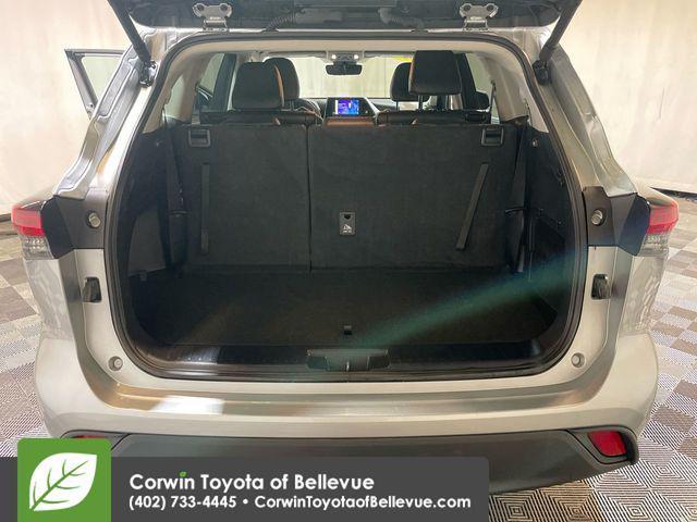 used 2024 Toyota Highlander car, priced at $41,000
