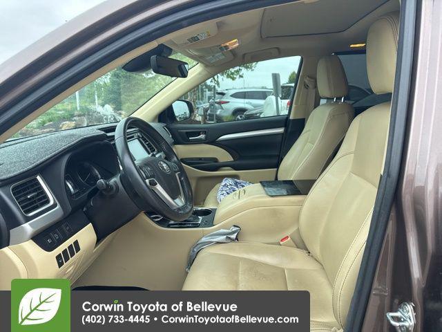 used 2018 Toyota Highlander car, priced at $25,500