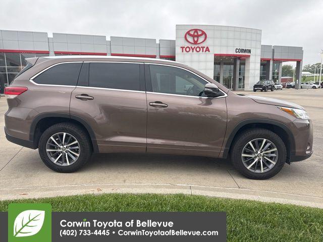 used 2018 Toyota Highlander car, priced at $25,500