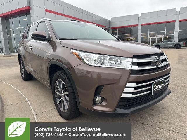 used 2018 Toyota Highlander car, priced at $25,500