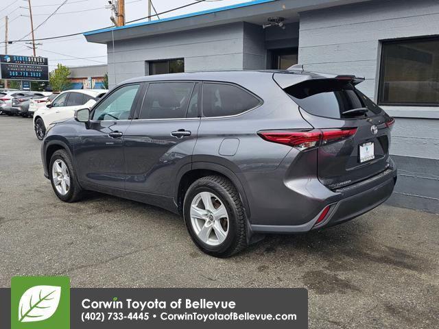 used 2020 Toyota Highlander car, priced at $28,300
