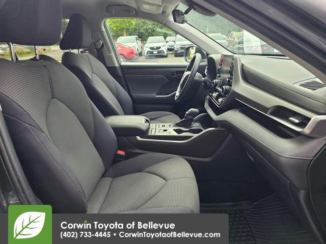 used 2020 Toyota Highlander car, priced at $28,300