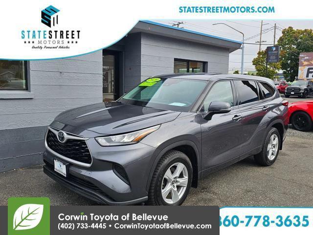 used 2020 Toyota Highlander car, priced at $28,300