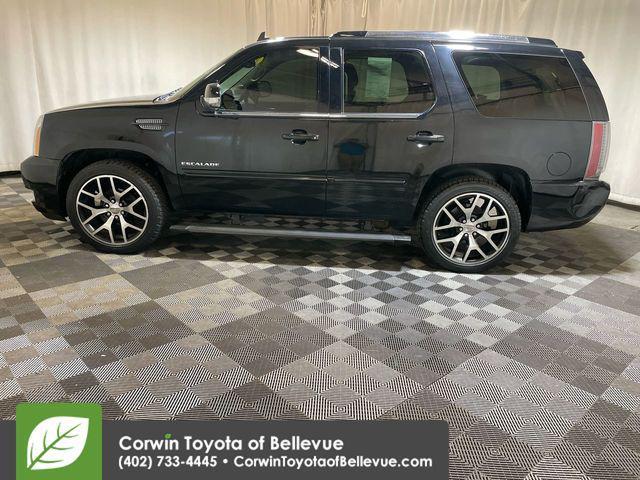 used 2012 Cadillac Escalade car, priced at $12,535