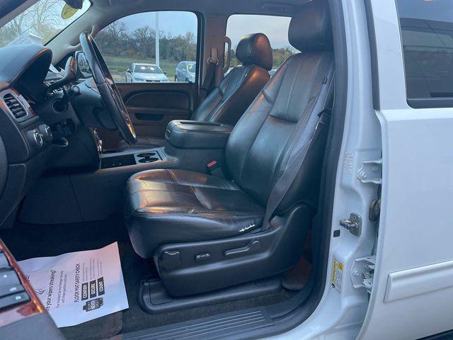 used 2014 GMC Yukon XL car, priced at $9,500