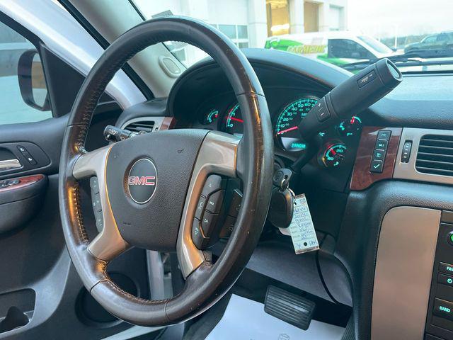 used 2014 GMC Yukon XL car, priced at $9,500