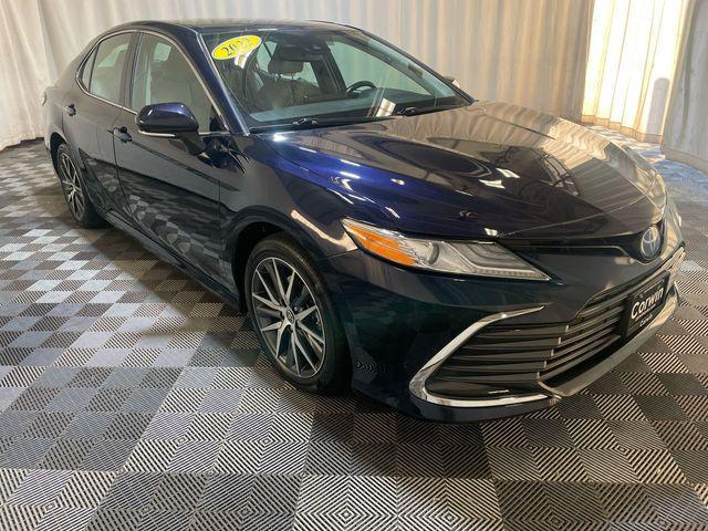 used 2022 Toyota Camry Hybrid car, priced at $28,800