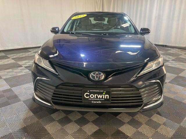 used 2022 Toyota Camry Hybrid car, priced at $28,800