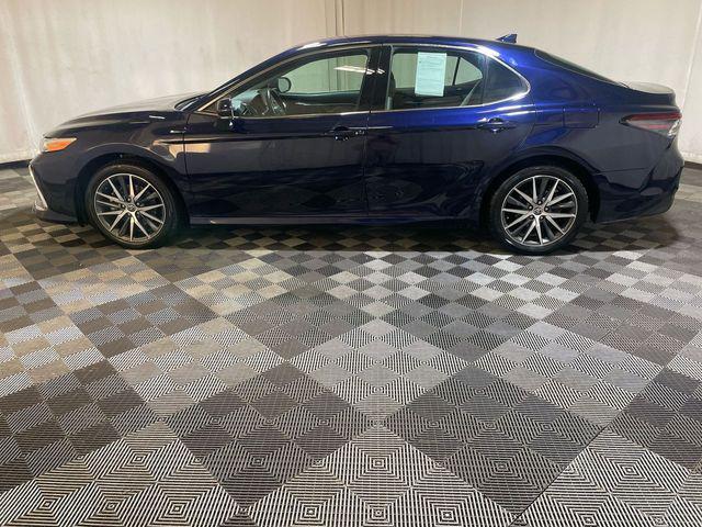 used 2022 Toyota Camry Hybrid car, priced at $28,800