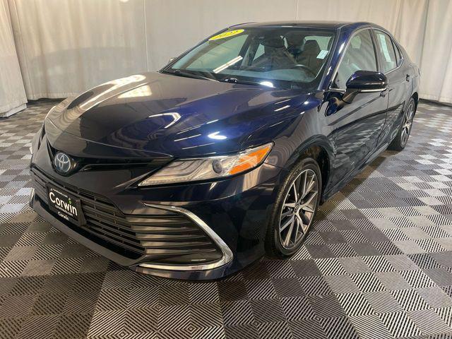 used 2022 Toyota Camry Hybrid car, priced at $28,800