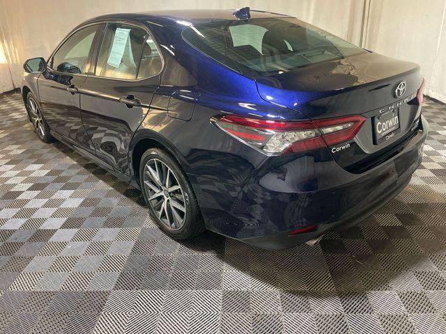 used 2022 Toyota Camry Hybrid car, priced at $28,800