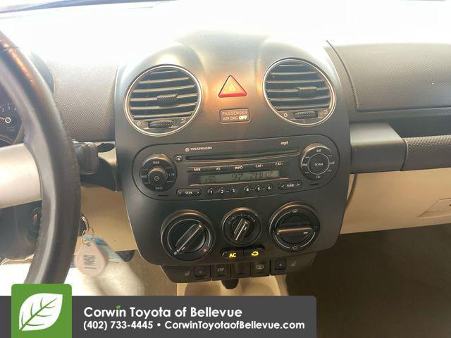 used 2009 Volkswagen New Beetle car, priced at $4,500