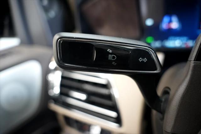 used 2024 Lincoln Navigator car, priced at $71,875