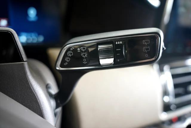 used 2024 Lincoln Navigator car, priced at $71,875