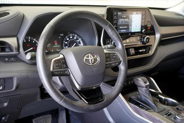 used 2020 Toyota Highlander car, priced at $30,875