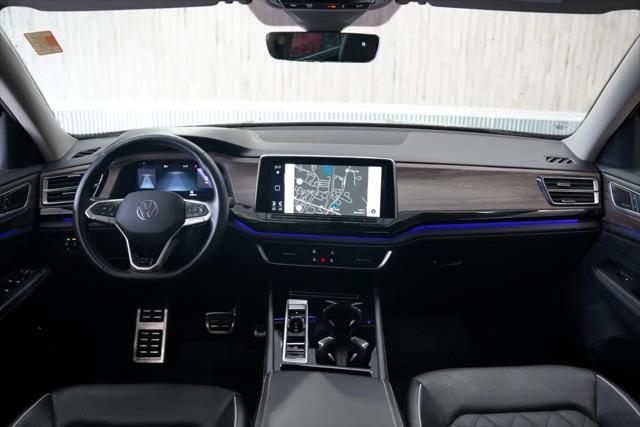 used 2024 Volkswagen Atlas car, priced at $42,875