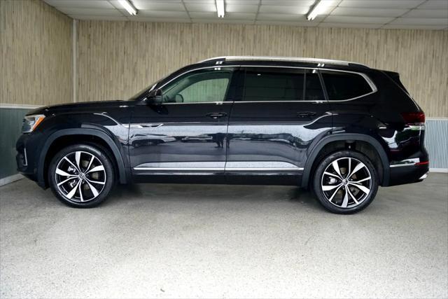 used 2024 Volkswagen Atlas car, priced at $42,875