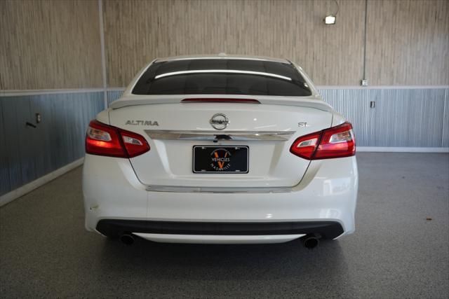 used 2016 Nissan Altima car, priced at $9,175