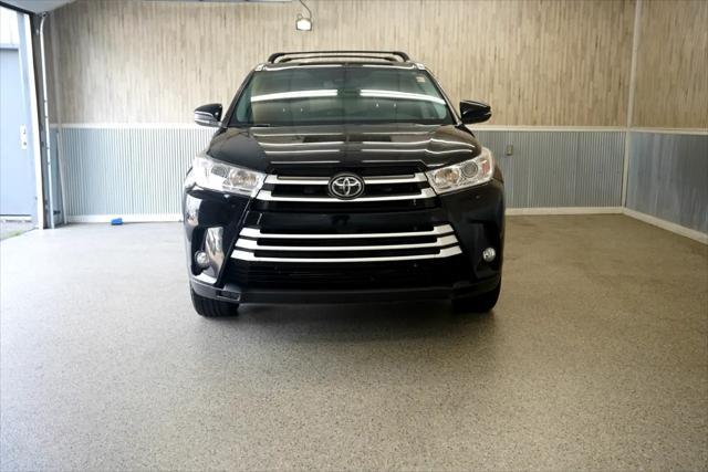used 2019 Toyota Highlander car, priced at $26,675