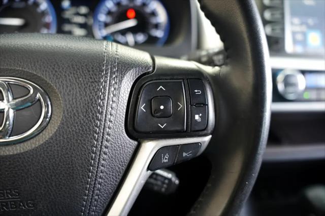 used 2019 Toyota Highlander car, priced at $26,675