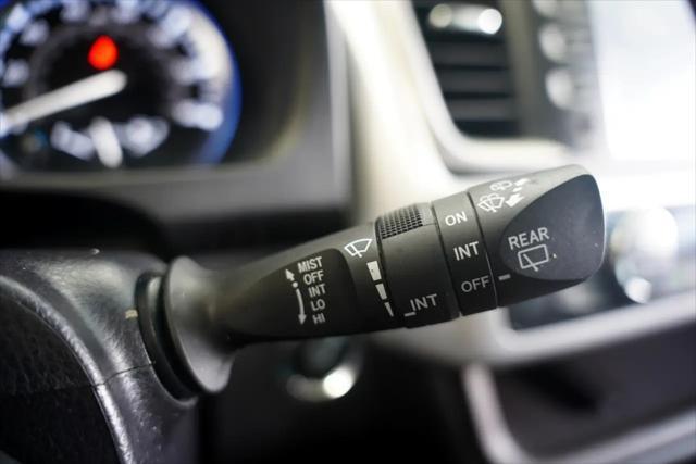 used 2019 Toyota Highlander car, priced at $26,675