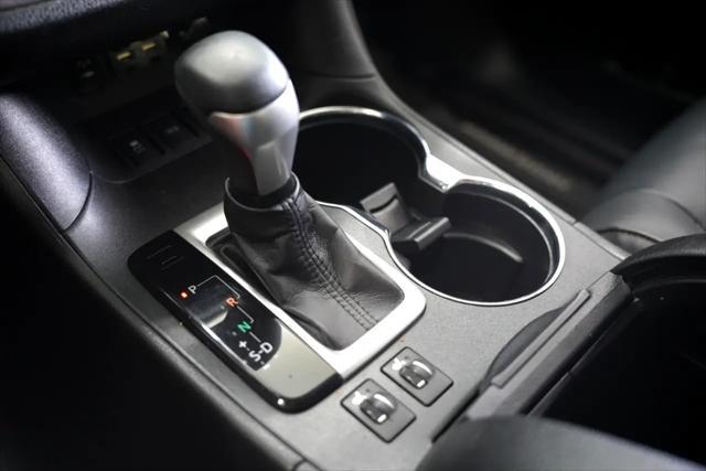 used 2019 Toyota Highlander car, priced at $26,675