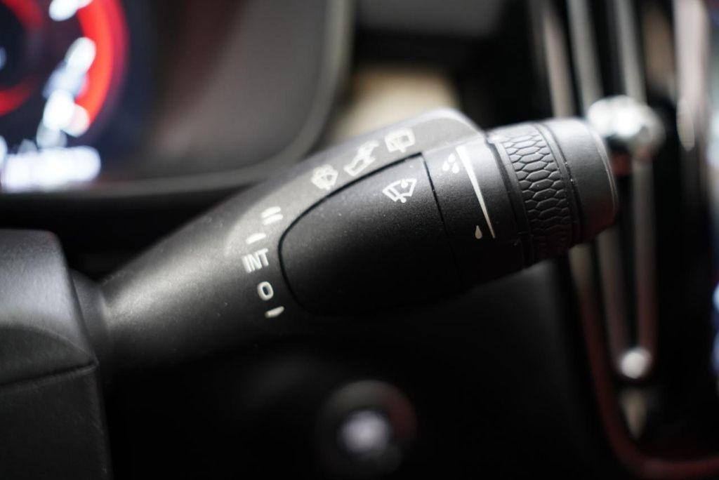 used 2019 Volvo XC40 car, priced at $21,675