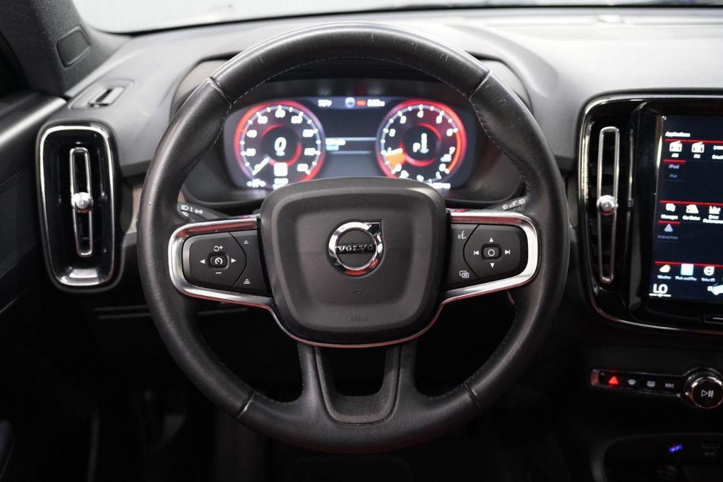 used 2019 Volvo XC40 car, priced at $21,675