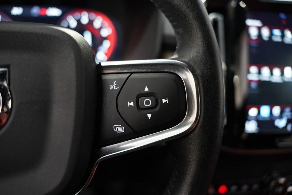 used 2019 Volvo XC40 car, priced at $21,675